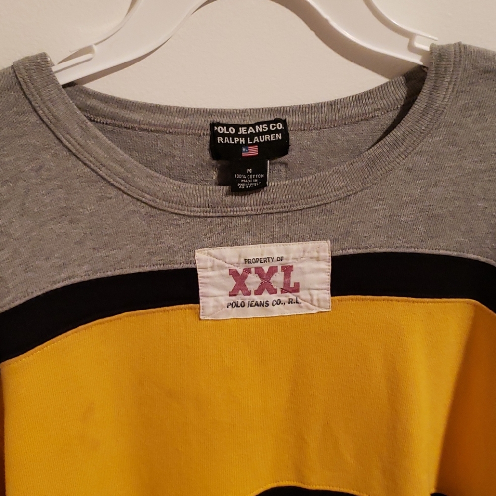 Sweater - Picture 3 of 4